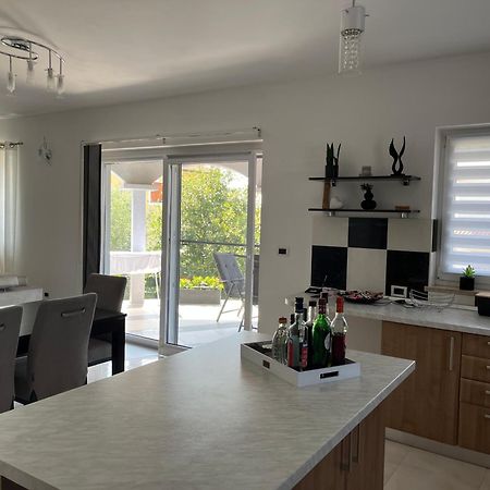Holiday Home Mihaela Višnjan المظهر الخارجي الصورة